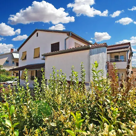 Apartamento Marija 1124 *
